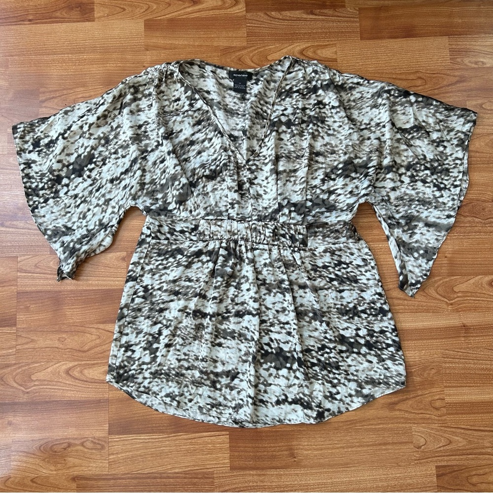 4/$15 Spense empire waist blouse